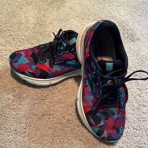 Brooks Ghost 15 size 6.5